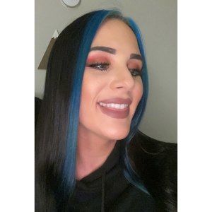 Meet your Posher, Michele